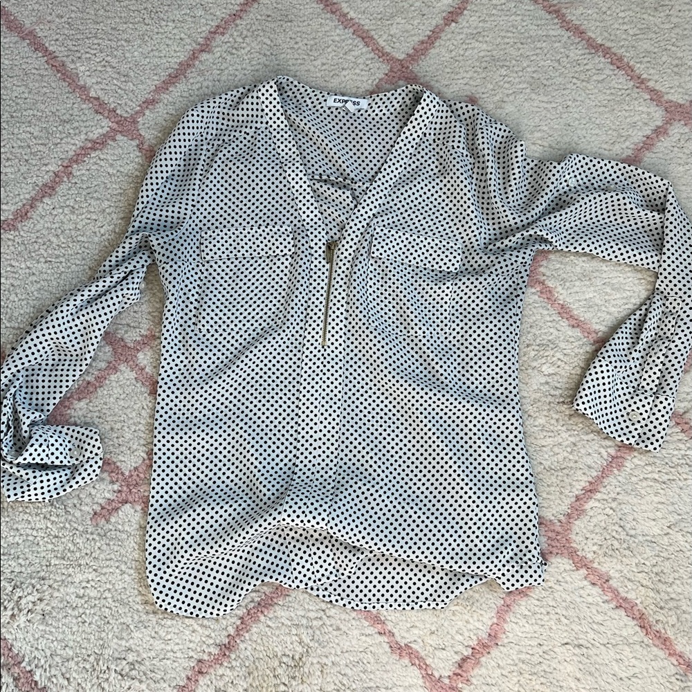 Express size small portofino zip up blouse